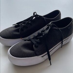 Lugz Gray Oxford Sneakers 9